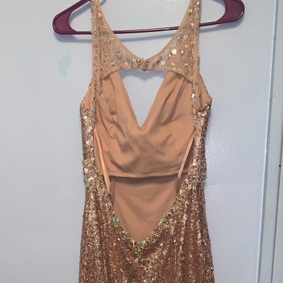 Gold sequin dress size 8 for prom, wedding, etc - Picture 4 of 5